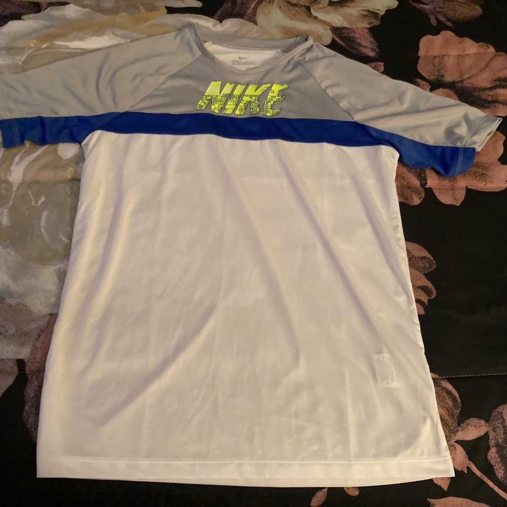 Boys Nike Basketball Shirt